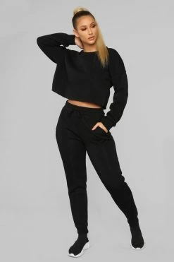 Fashion Nova Sweatpants & Joggers Like A Champ Jogger - Black