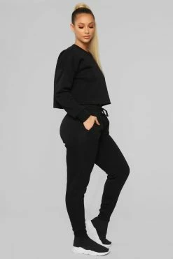 Fashion Nova Sweatpants & Joggers Like A Champ Jogger - Black