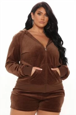 Fashion Nova The OG Trendsetter Velour Short Set - Chocolate Loungewear Sets