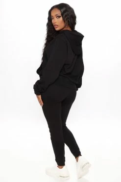 Fashion Nova Look Again Joggers - Black