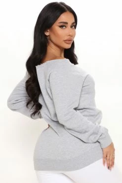 Fashion Nova Field Goal Raiders Off Shoulder Sweatshirt - Heather Grey