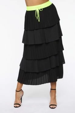 Fashion Nova On Pleat Skirt - Black/combo