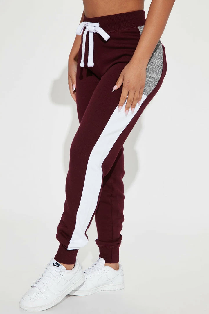 Fashion Nova Analissa Jogger - Maroon