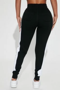 Fashion Nova Analissa Jogger - Black Sweatpants & Joggers