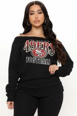 Fashion Nova Hoodies & Sweatshirts NFL Play The Field 49ers Off Shoulder Sweatshirt - Black