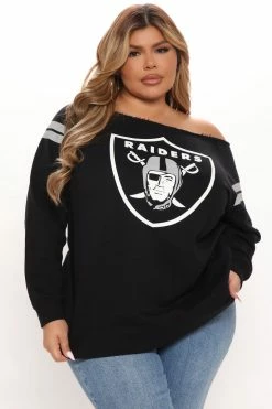 Fashion Nova NFL Offensive Tackle Raiders Off Shoulder Sweatshirt - Black