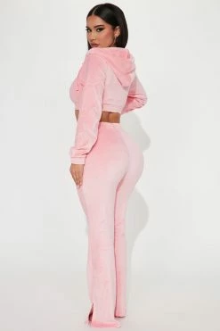 Fashion Nova Running Into Town Velour Pant Set - Pink